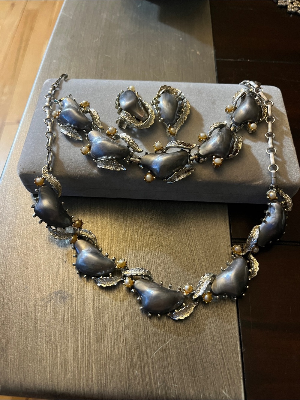 Coro Gray Pearl Leaf Necklace and Earring Set with Cream Bead Accents